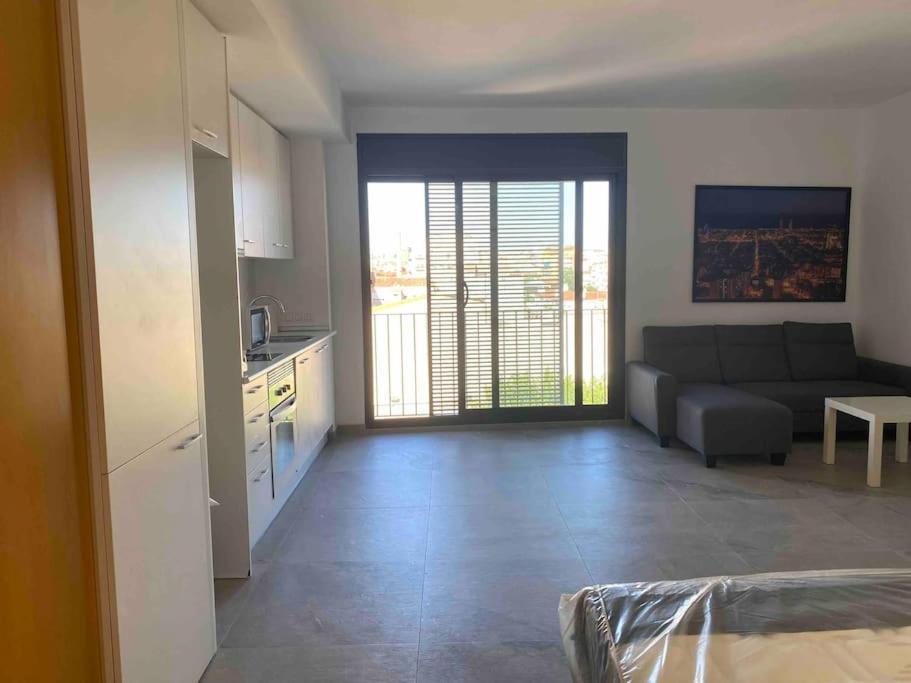 Apartament Modern Loft In Terrassa Zewnętrze zdjęcie